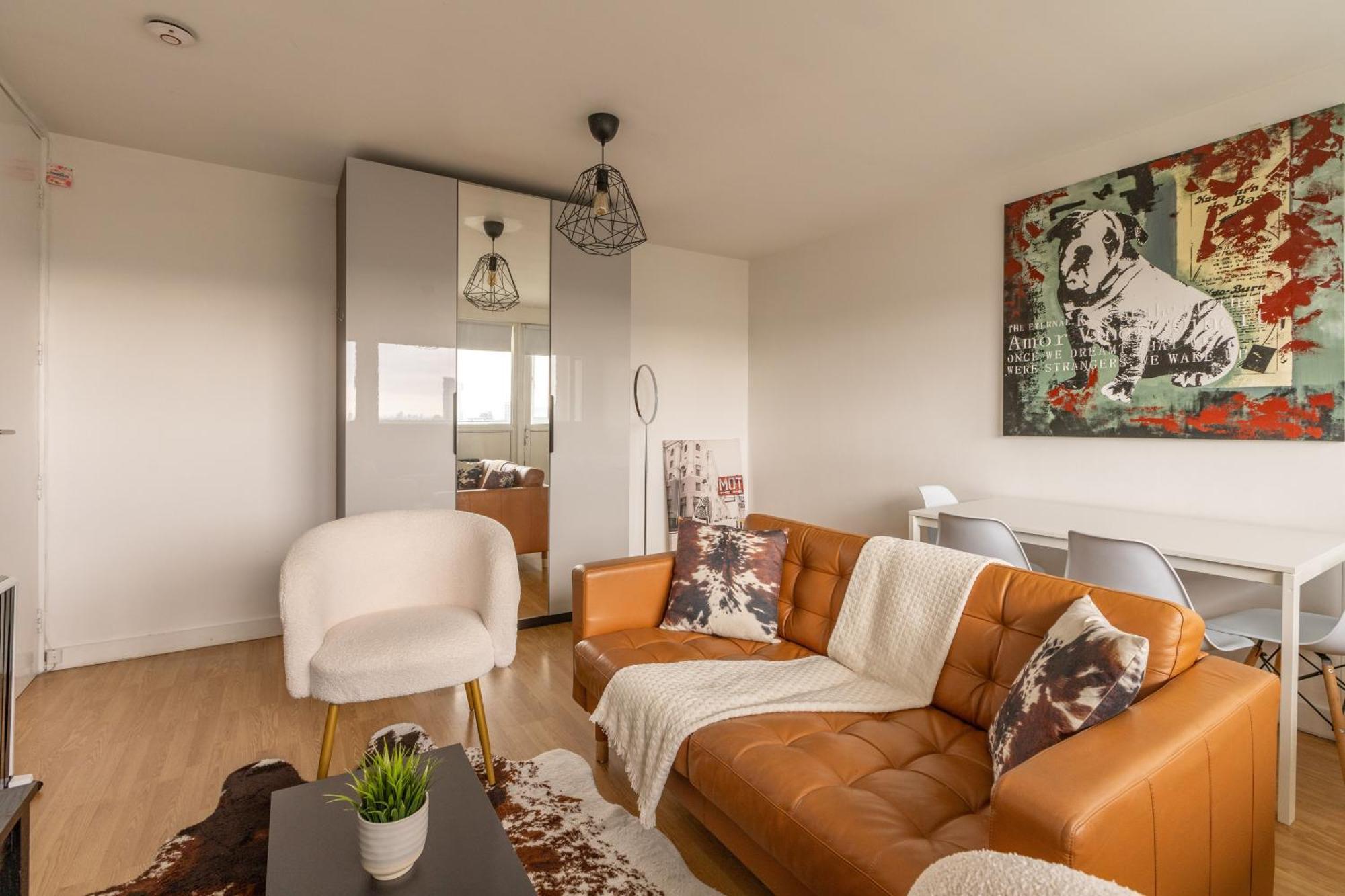 City View Apartments - Bow Лондон Екстериор снимка