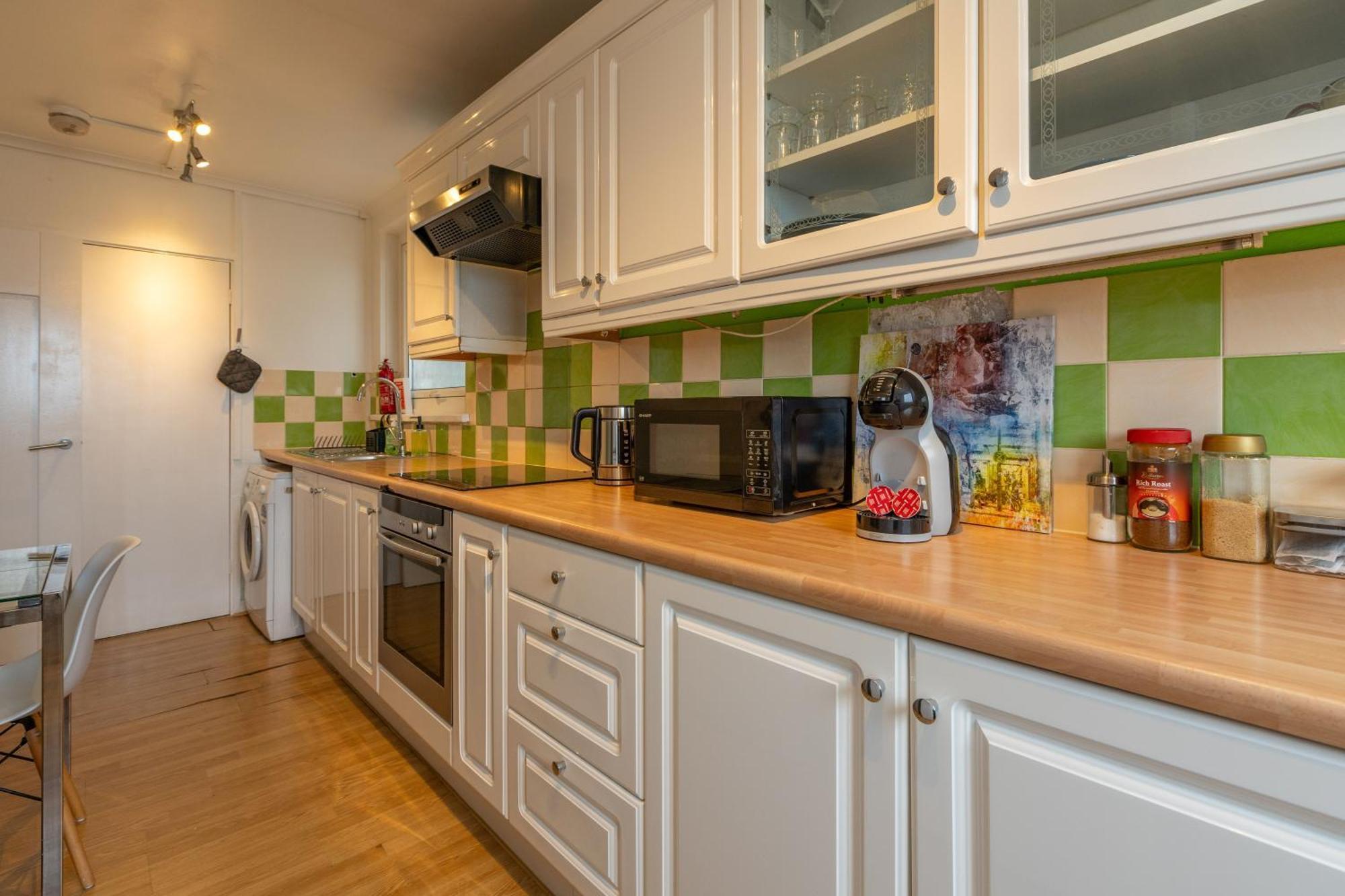 City View Apartments - Bow Лондон Екстериор снимка